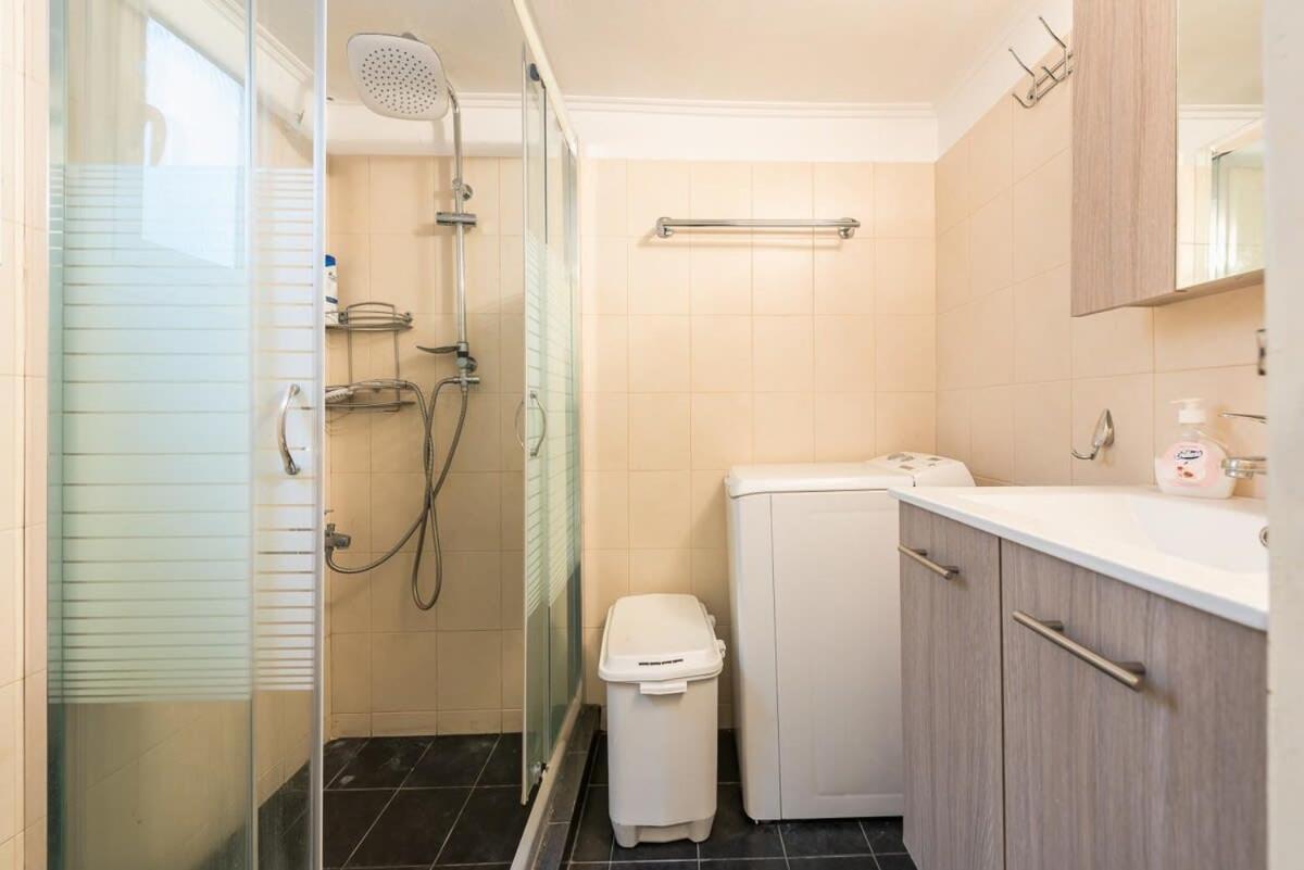 Topfloor Central Apt With Urban Views,3' To Metro Atena Exterior foto